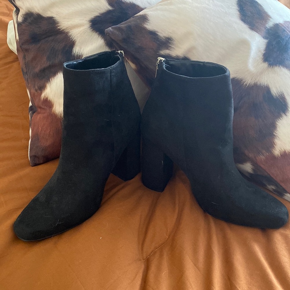 Never worn Justfab black suede booties with gold zipper.